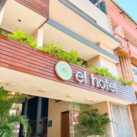 El Hotel Business Class - Zamora Centro エクステリア 写真