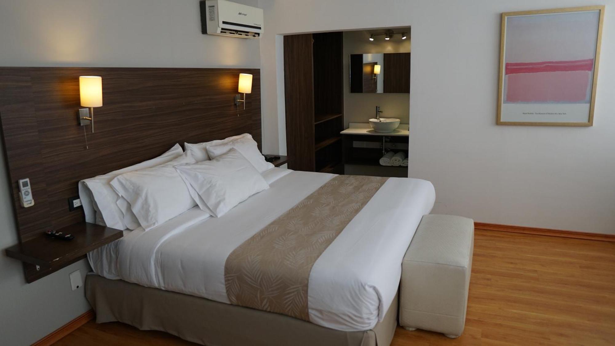 El Hotel Business Class - Zamora Centro エクステリア 写真