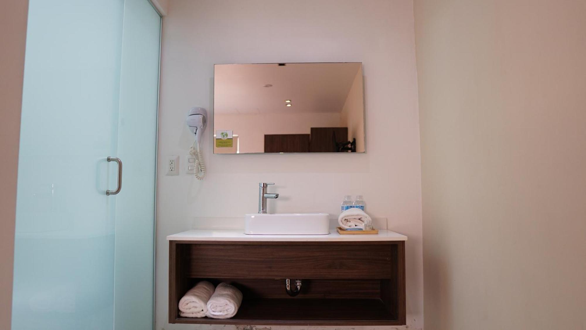 El Hotel Business Class - Zamora Centro エクステリア 写真