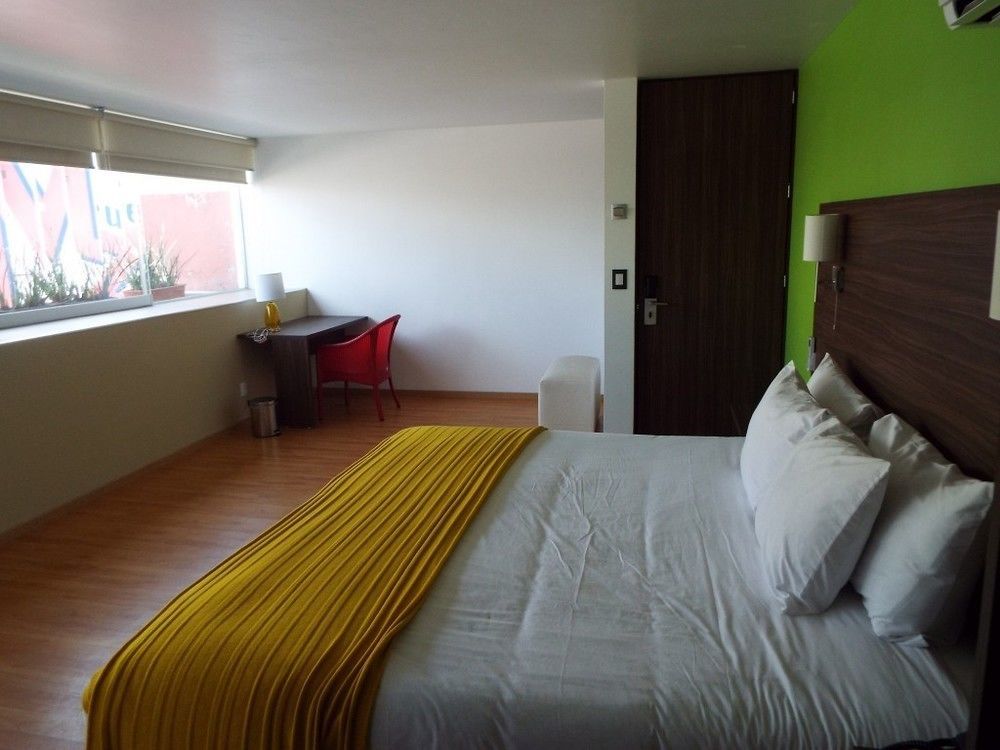 El Hotel Business Class - Zamora Centro エクステリア 写真