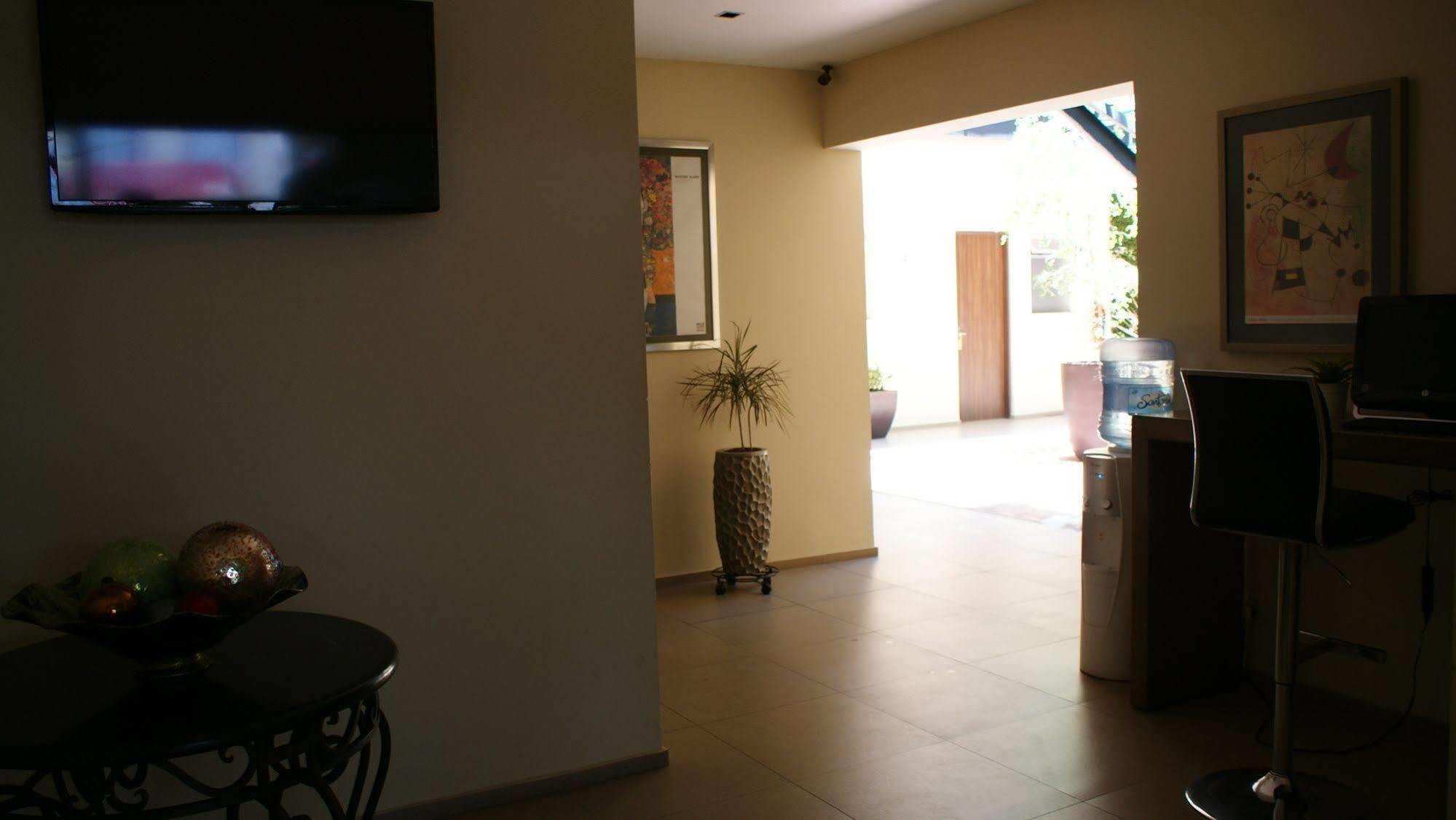 El Hotel Business Class - Zamora Centro エクステリア 写真