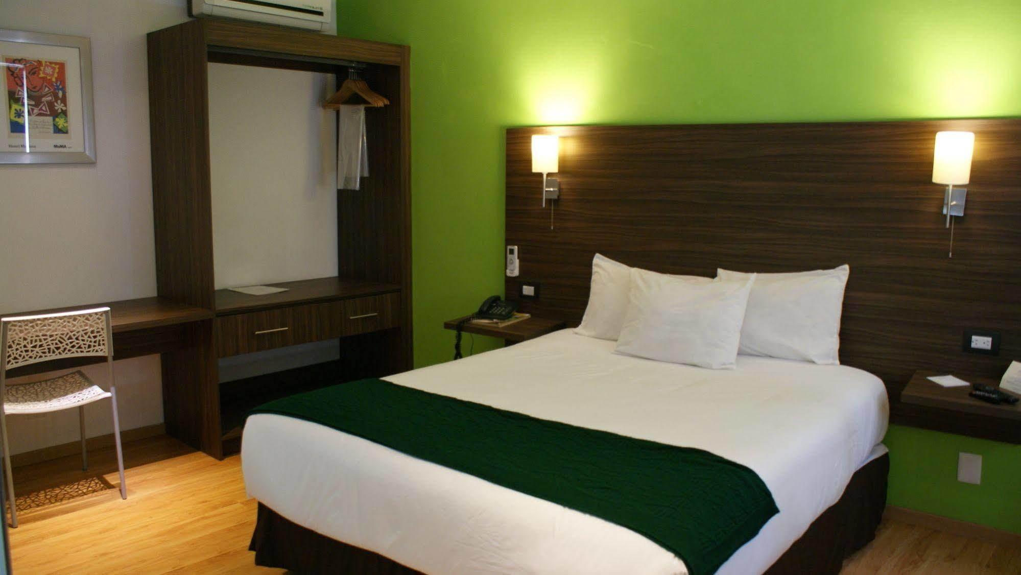 El Hotel Business Class - Zamora Centro エクステリア 写真